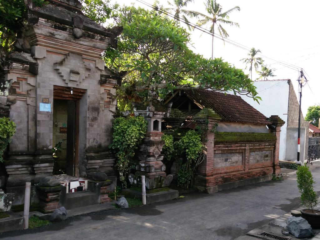 Privatunterkunft Tara House *